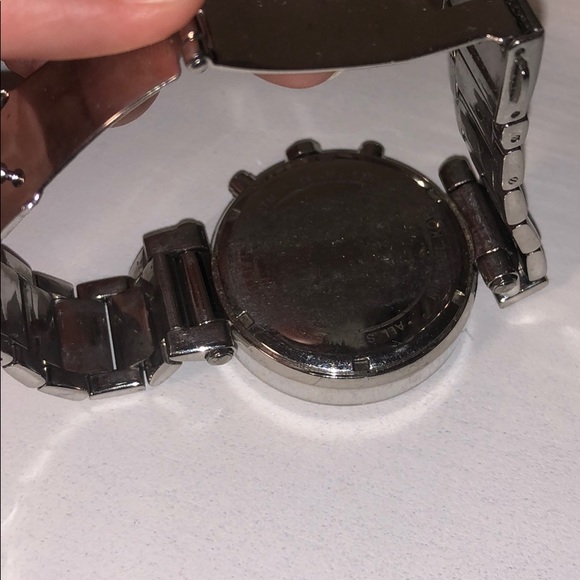 Michael Kors silver watch with crystals - Picture 4 of 4
